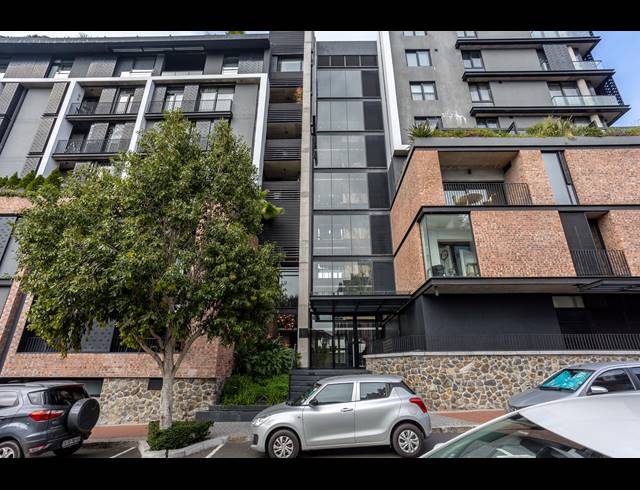 2 BEDROOM APARTMENT TO LET IN DE WATERKANT